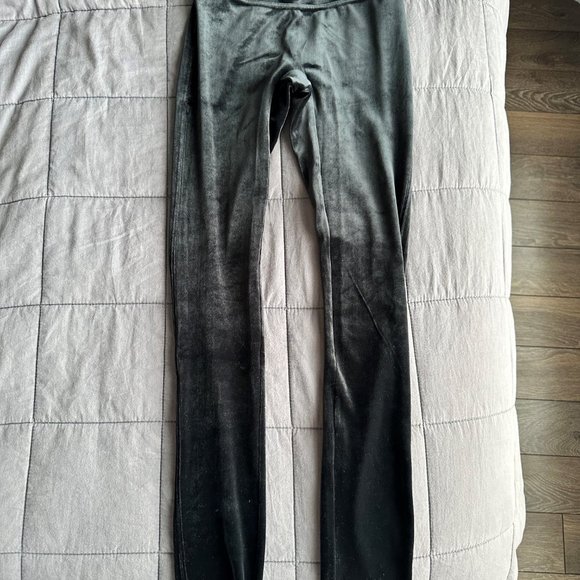 SPANX- Velvet Leggings - Picture 2 of 2
